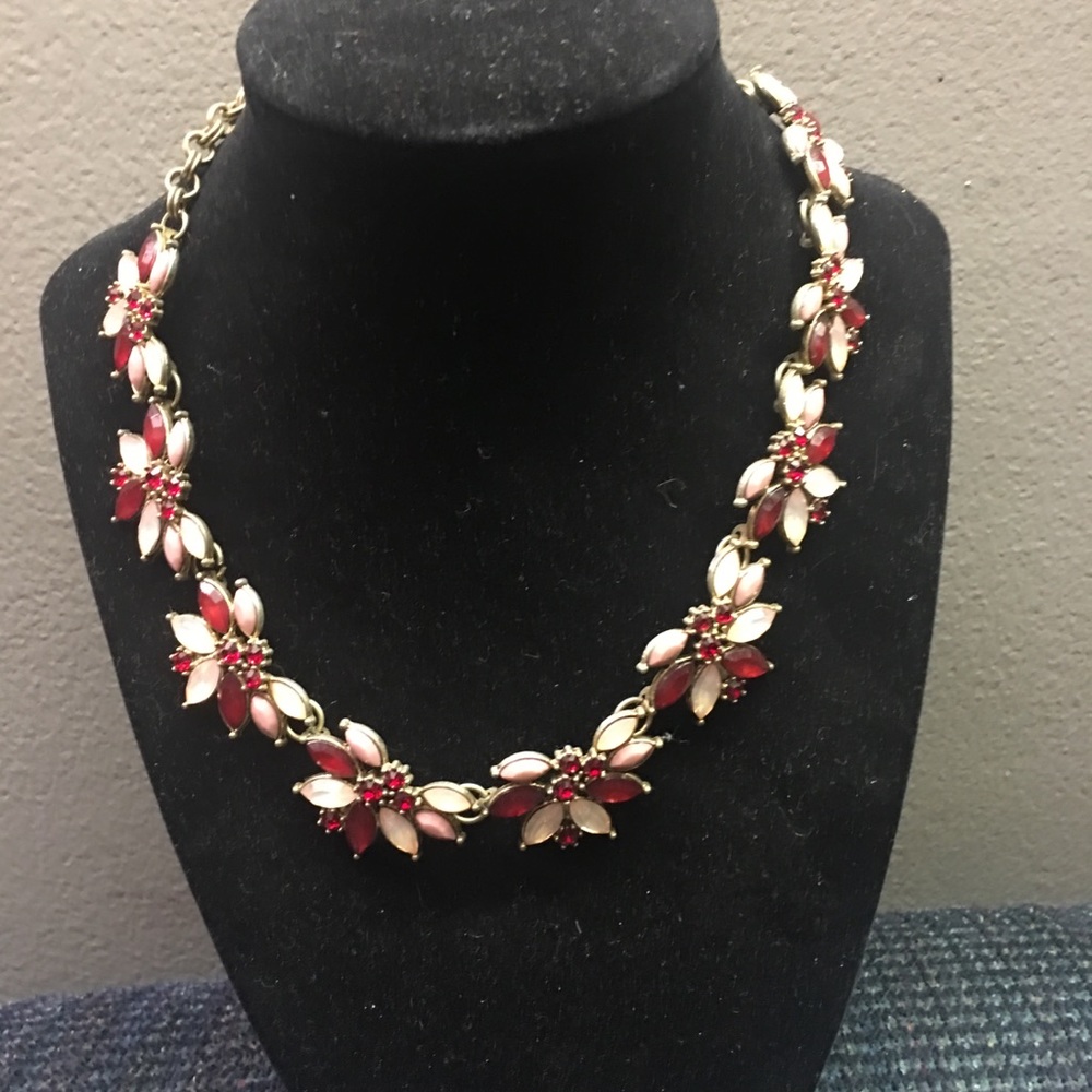 Woman’s necklace